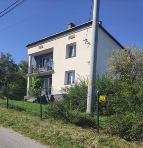 Gromadzyniówka-noclegi, Ustrzyki Dolne